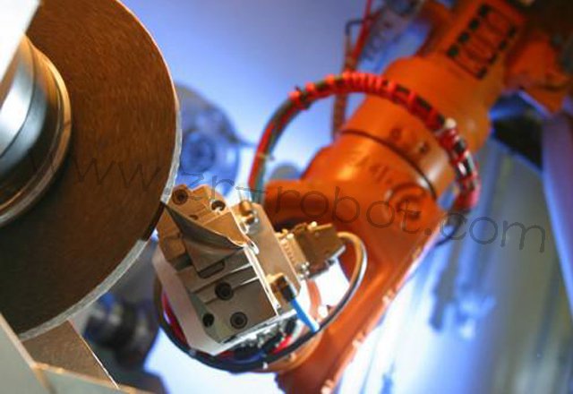 KUKA���ӻ����˲������