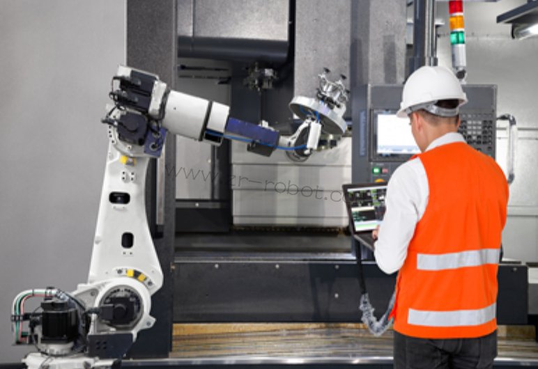 �㶫��ҵ�����˱���