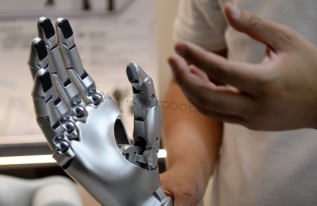 ��ҵ������ά���ᡰ�ǡ����£�����δ��