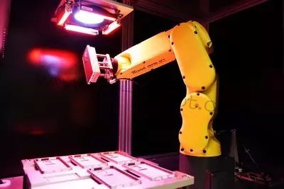 发那科工业机器人惊现“零停机工厂”