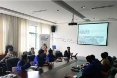 KUKA������Я�ֹ���δ��