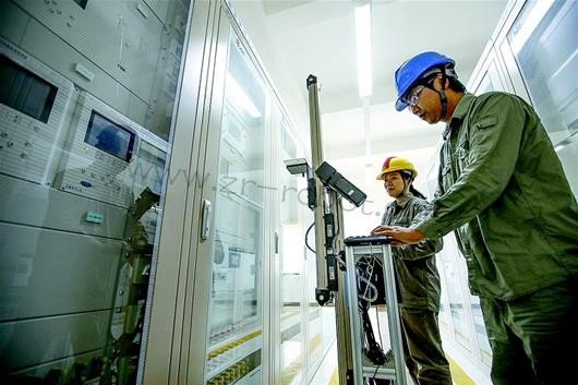 智能机器人保障变电站安全 智能机器人保障变电站安全