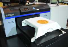 �г�ռ���ʵ�һ���������ɹ������ܺ��ڣ�