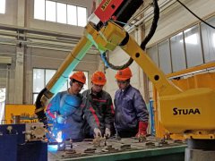 ���쳿����̨���ӻ�������ʽͶ������