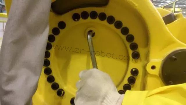 ���ǿ�FANUC������R-2000iB�����˵����걣���Ĳ�������