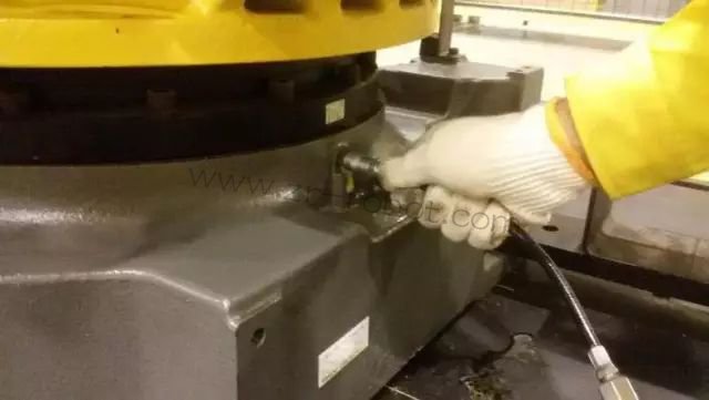 ���ǿ�FANUC������R-2000iB�����˵����걣���Ĳ�������