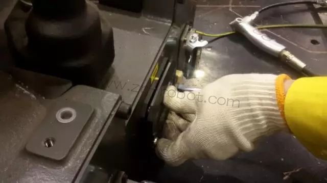 ���ǿ�FANUC������R-2000iB�����˵����걣���Ĳ�������