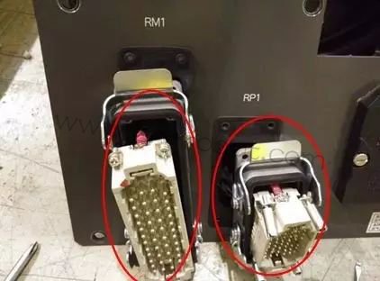 FANUC发那科机器人R-2000i系列机器人更换本体电缆全程详解一