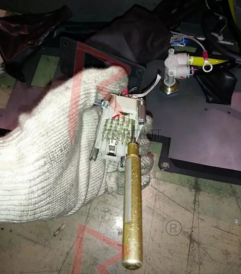 发那科FANUC机器人本体电缆更换详细流程