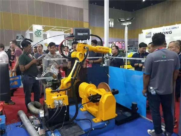 ������ר�ң������ء�������½̩�����ʻ����ͽ����ӹ���еչ����