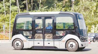 ���˼�ʻ�����������������Ͻ���