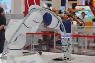 ��һ�����˾�ͷ����ȥ��ʵ�ֳ�31��Ԫ����Ӫ��