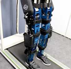 �ɴ��������˵Ĺ��ʴ�ҵ��˾��Angel Robotics�� ����������������ˡ�Walk On Suit���͡�ANGEL