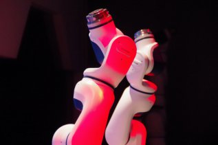 ���Э����̬����ı������п����ɻ����˸���ǰ�е��й���