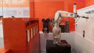 ����ô�ڱ������ǻ۲��������Ȼ�����Ϊ�˿��Ͳ�