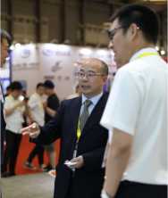 �����й��������� Ǯ�������˶ຸ��Ӧ����ҫ��ɭչ