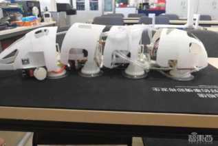 �����˲�ҵ�������𵴣�δ�����ڡ����˻����ˡ�