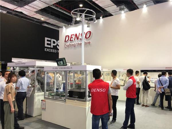 �Ϻ�������ǿ����Ϯ ��װ�����˴�������