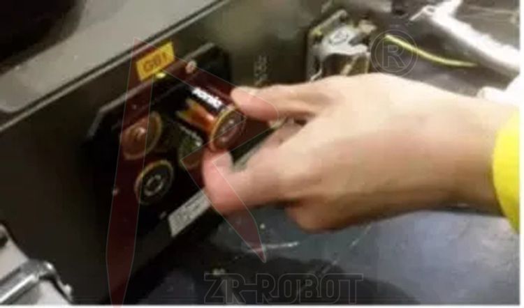 发那科FANUC机器人长期停机后恢复运行的注意事项