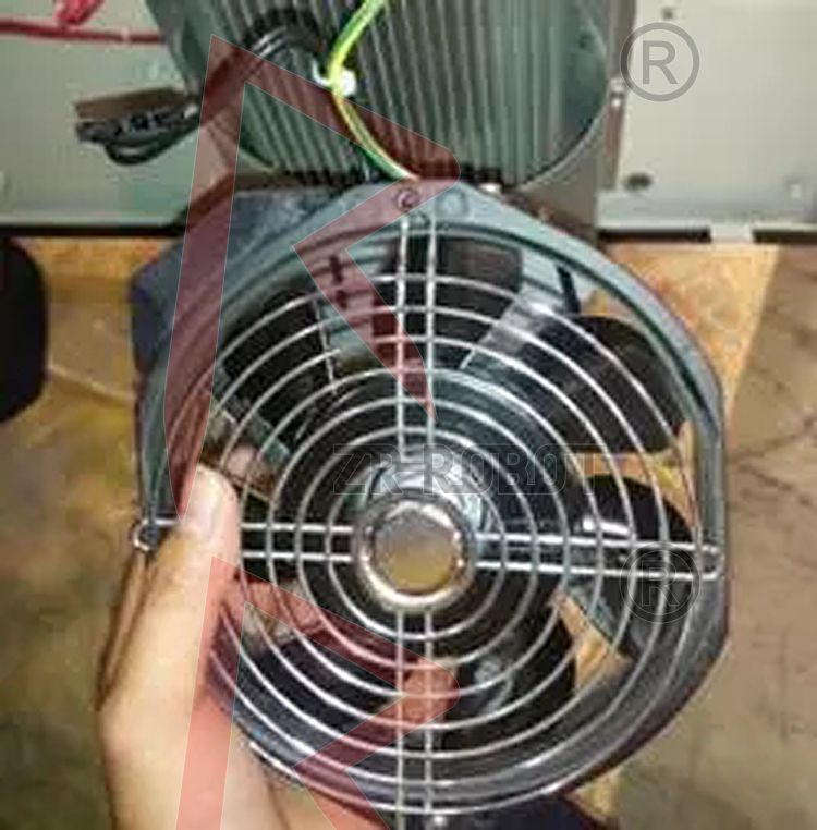 FANUC发那科机器人怎么进行控制柜元器件灰尘清理保养