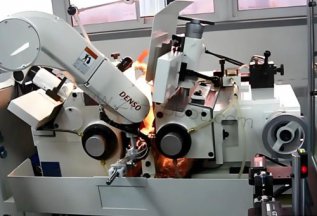 DENSO��װ�����˻�е�ֱ���ϸ��