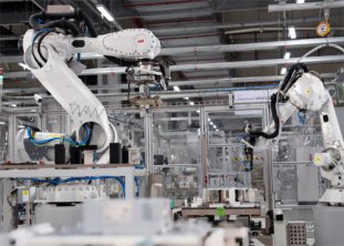 AI���ܹ�ҵ�����˼��ٽ���