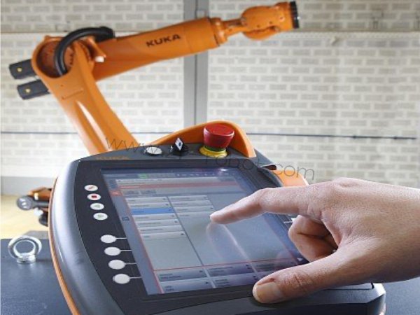 �⿨KUKA������ʾ������������ά��