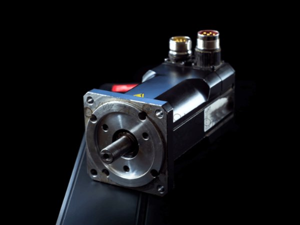 史陶比尔机器人伺服电机抖动维修