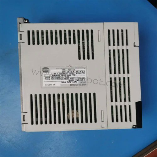 三菱工业机器人驱动板维修