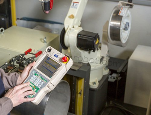 OTC机器人示教器进不了系统故障维修