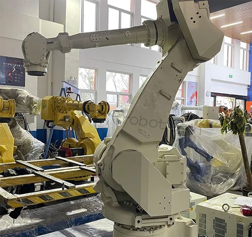 ���ǲ���ԽNACHI������MC12S����ά��