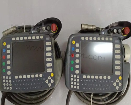 �⿨������C2ʾ��������ά��