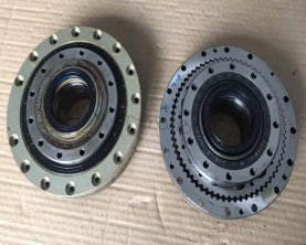 Staubliʷ�ձȶ������˼��ٻ�����ĥ��ά��