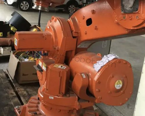 ABB��ҵ��е��ƽ���ѹ�����ȶ�ά��