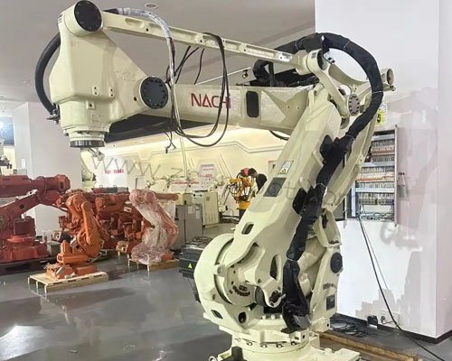 ���ǲ���ԽNACHI����������������ά��