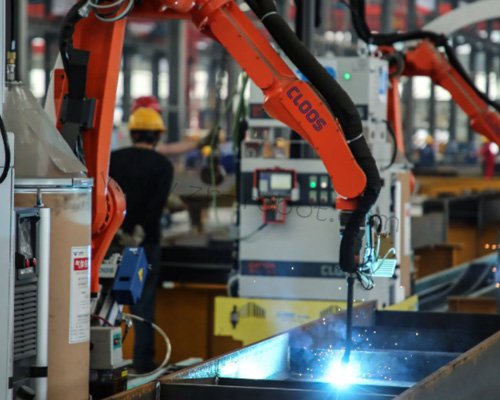 CLOOS��³˹�����˸ֽṹ���ӽ����豸