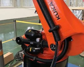 kuka�⿨������ƽ�����ѹ����ά��